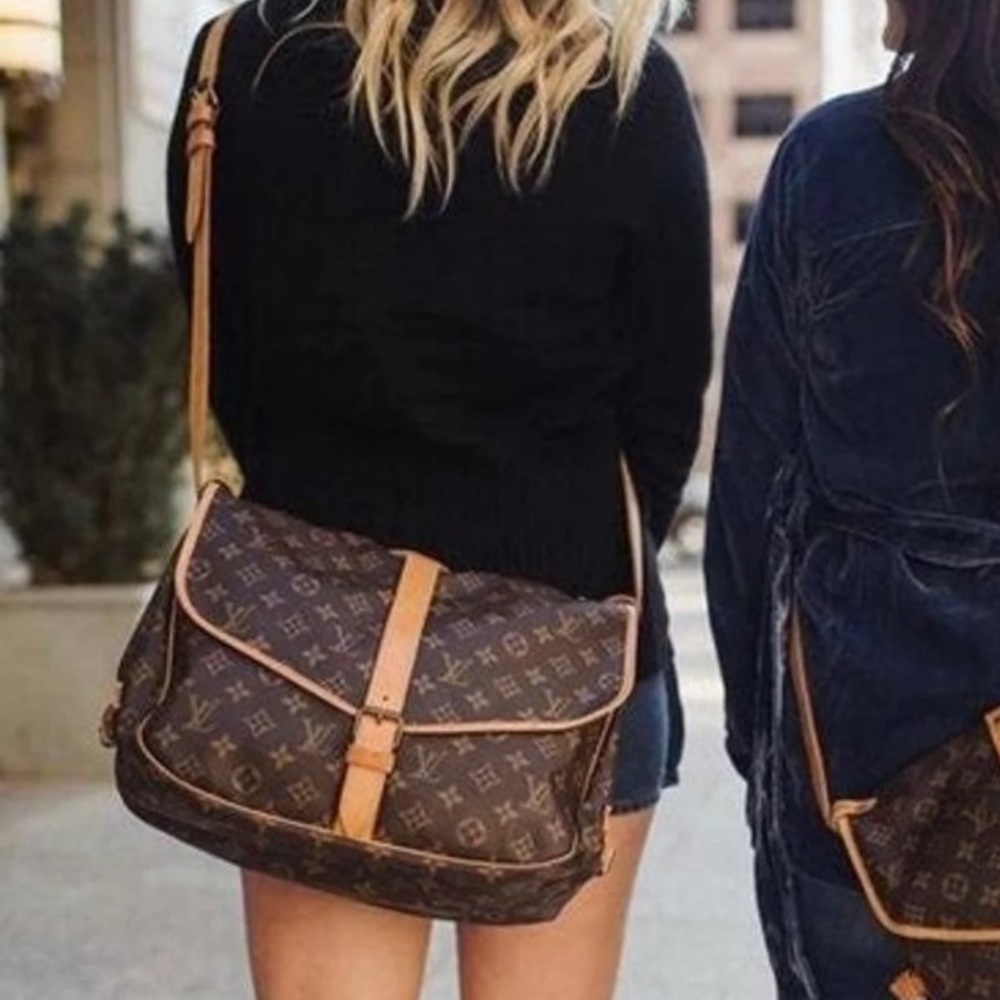 AUTHENTIC LOUIS VUITTON SAUMUR 35 CROSSBODY BAG - Picture 14 of 14
